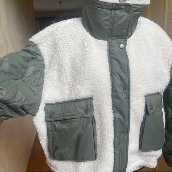 Athleta Quilted Sherpa Fleece Hybrid Jacket XL Sage Green Gorpcore, Quiet Luxury - Picture 14 of 16
